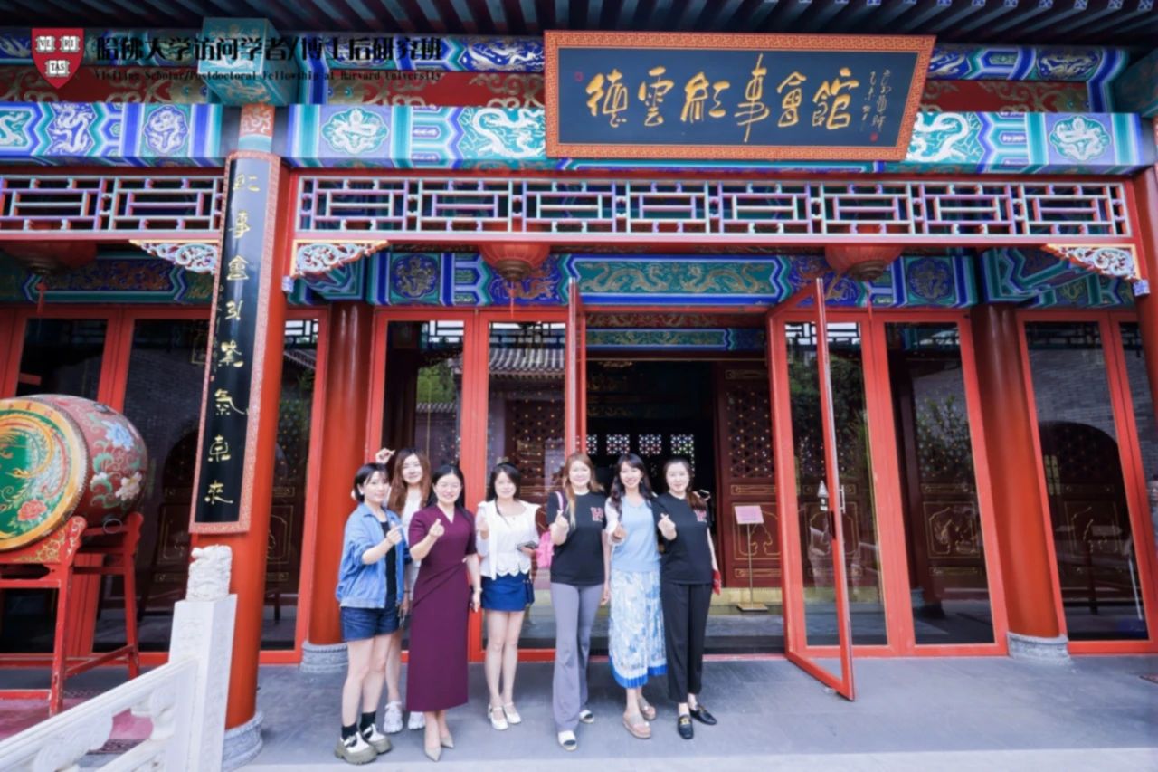 人文情谊：文化与共，心灵的交融